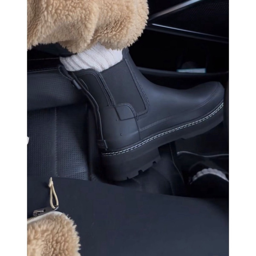 Hunter Chelsea Refined Stitched Rain Boots